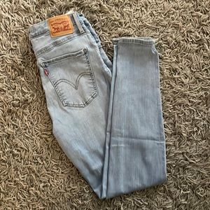 LEVIS Mile High Super Skinny Jeans. Women’s Size 30.